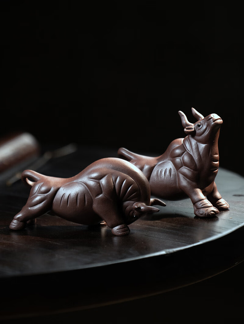 典湛精品紫砂茶宠牛摆件手工生肖牛气冲天茶盘茶玩可养茶桌摆件茶玩牛