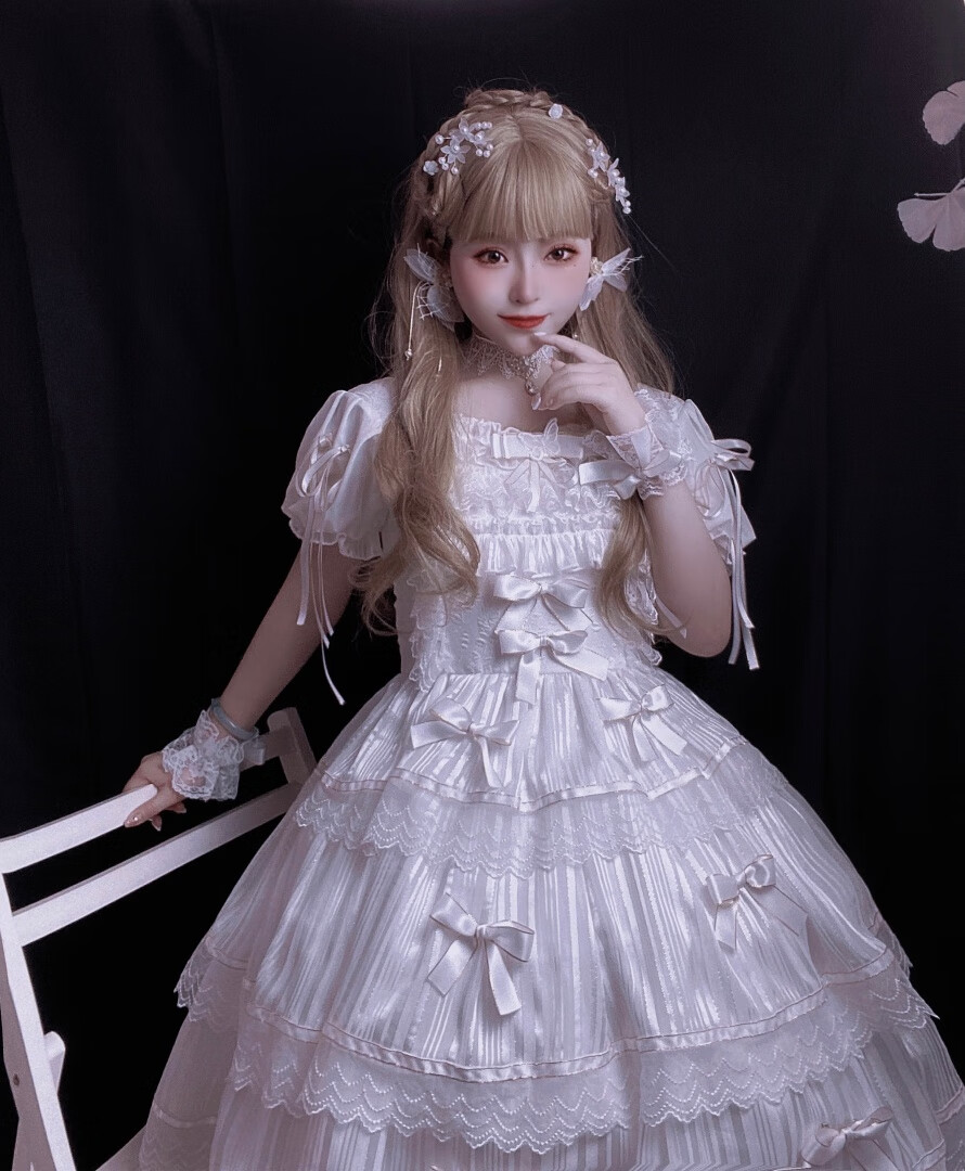 镂空蕾丝连衣裙收腰显瘦气质春季定金佳期如梦花嫁lolita白月光朱砂痣