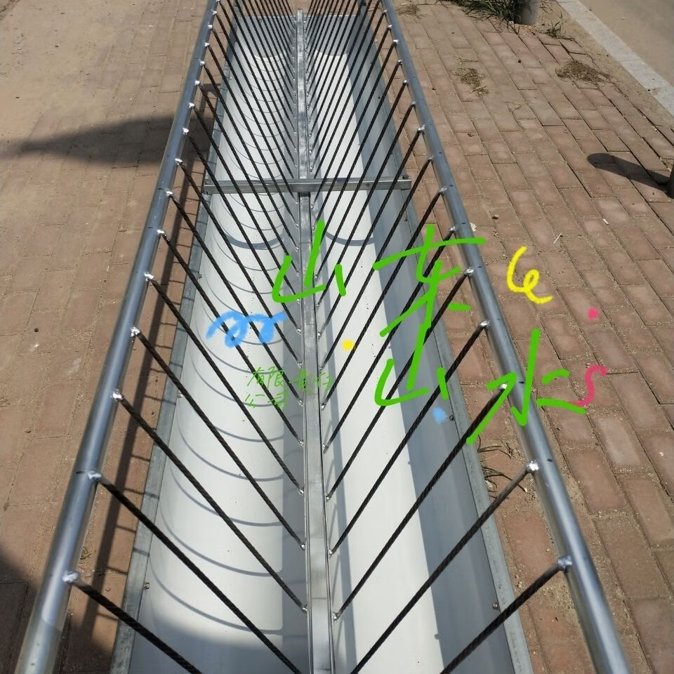 热镀锌板羊料槽子羊槽架子喂羊食槽饲养省料经久耐用 到县 长1.