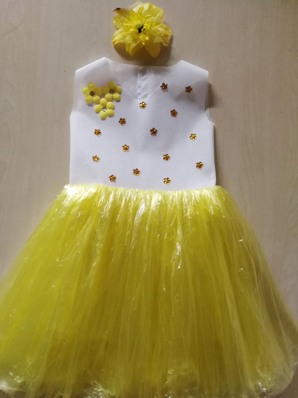 环保时装秀手工制作六一儿童环保演出服装无纺布塑料袋手工制作衣服时