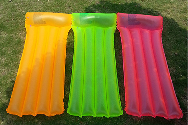 水上漂浮垫小朋友游泳装备单人加厚水上气垫纯色充气浮排游泳圈漂浮