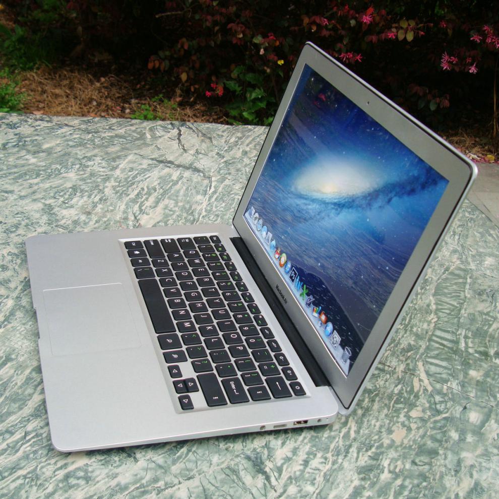 适用于仿苹果款笔记本模型机仿真电脑模型银色彩屏款 黑色黑屏款