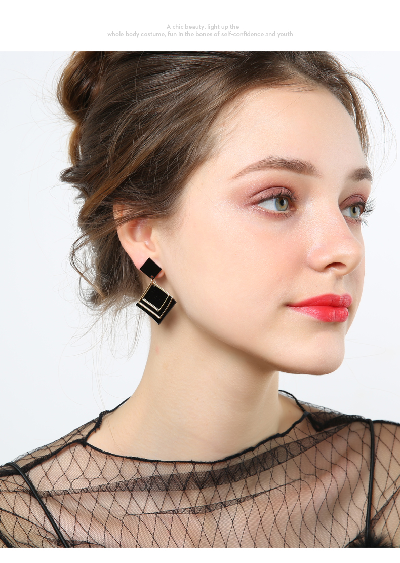 戴拉 纯925银针气质菱形耳环女 时尚饰品女士耳钉高级感韩国版耳坠