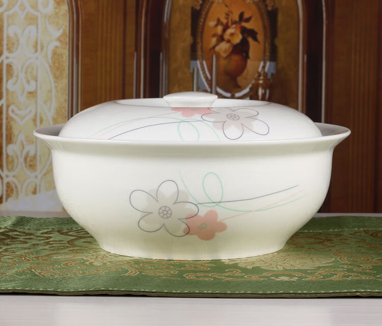 1个陶瓷带盖汤碗家用9英寸品锅装汤大碗简约卡通大汤碗微波炉餐具