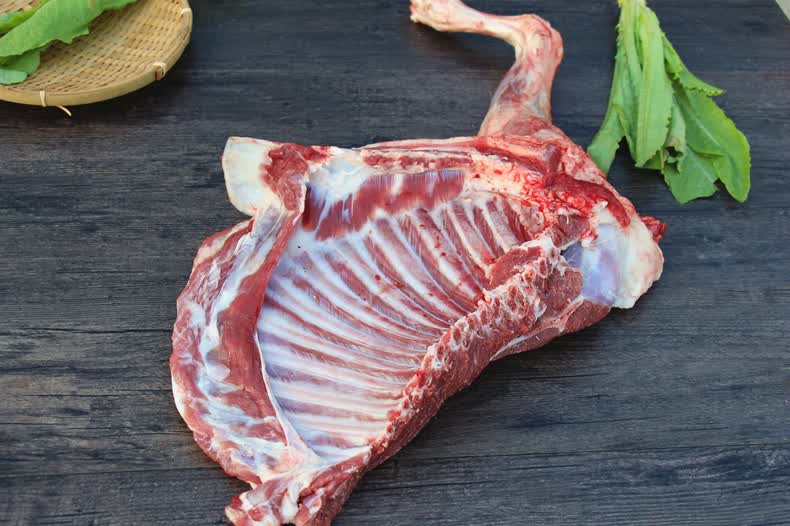 羊肉新鲜无皮羊腿羊前腿整只带骨羊后腿羊排烧烤羊腿生鲜香妮曼特羊前