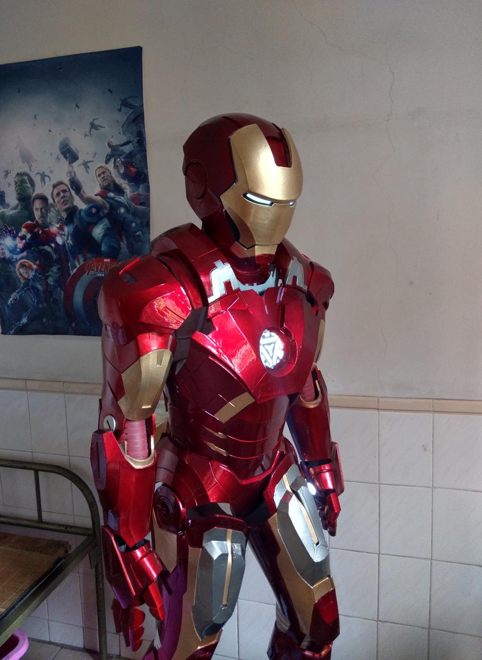 2022新款 漫威定制儿童小孩版1/1马克mk7钢铁侠战甲盔甲可穿戴全身