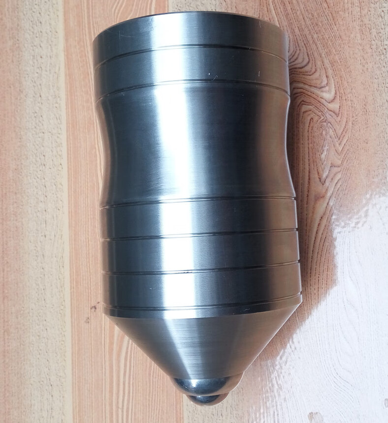 陀螺青少年广场抽打冰嘎大陀螺玩具 22斤直径115毫米8种礼品【图片