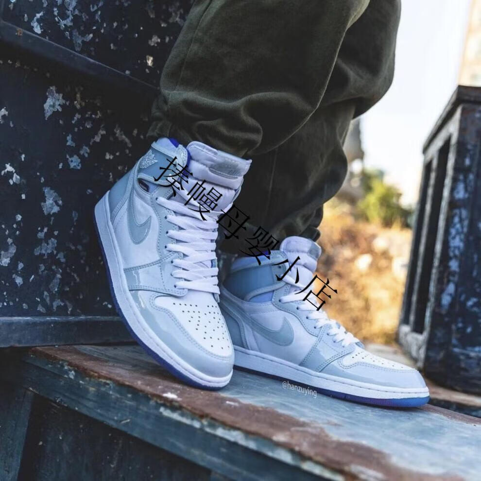 耐克aj男鞋高帮板鞋热感应aj1银粉二次元熊猫灰白联名乔1女运动篮球鞋