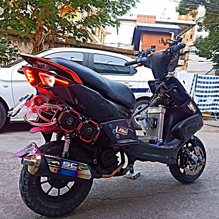 踏板摩托车排气管福喜巧格gy6鬼火125 sc回压直排管 100sc盖白后盖