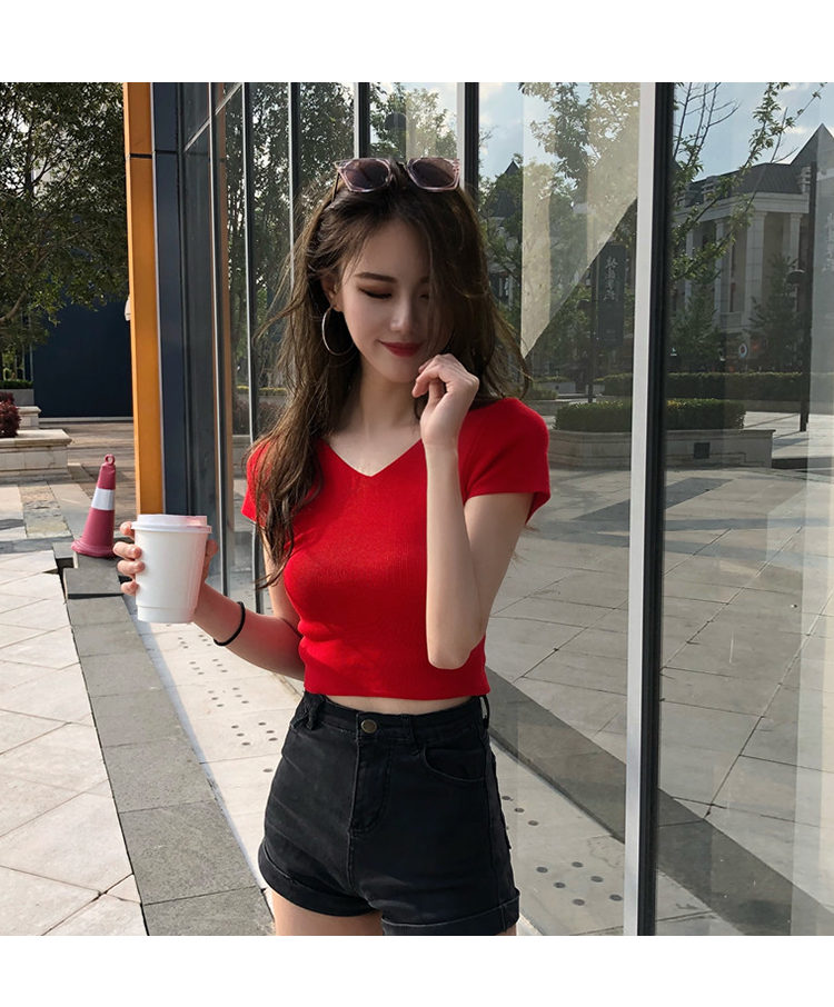 爵士舞上衣女短袖设计感小众t恤女生潮修身心机v领漏脐短款性感紧身