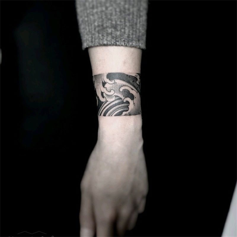 浪花手环男女防水纹身贴臂环脚环暗黑刺青贴纸海浪刹车印手腕贴纸 1张