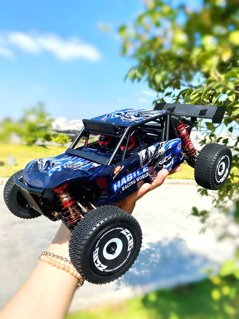 伟力 大号越野沙漠卡车电动充电高速极速赛车全比例高速四驱竞速全