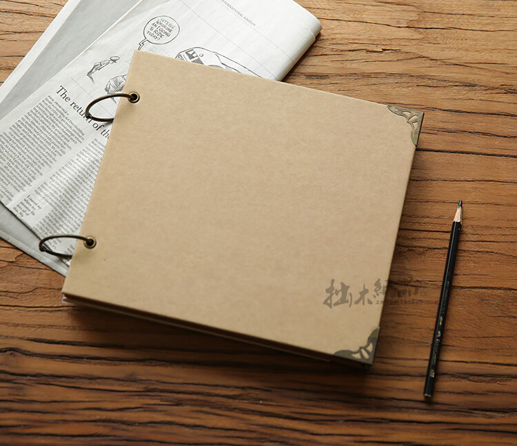 铁环款:牛皮纸封面 白内页 20张pp袋 20张内页纸