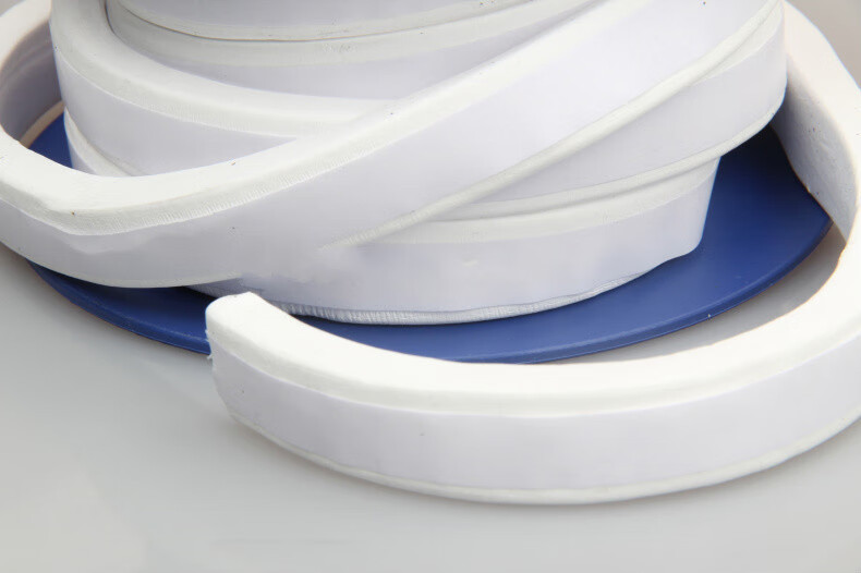 聚四氟乙烯密封条无油四氟软条四氟弹性条四氟密封填料18mm1kg单价