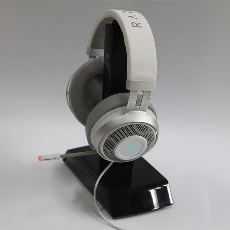 雷蛇(razer)/竞技版游戏电竞csgo吃鸡头戴式耳机耳麦 9新粉色萌猫耳朵