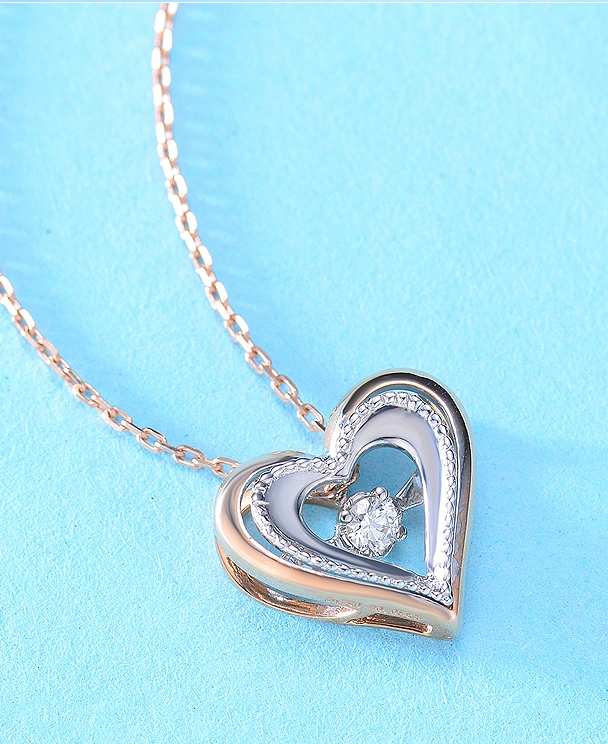 老鳯祥云同款彩金灵动项链18k金吊坠心形钻石项链玫瑰金锁骨链生日送