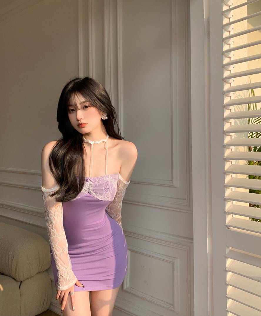 蕾丝吊带连衣裙挂脖一字肩抹胸包臀短裙女夏季2021年新款黑色裙子黑色