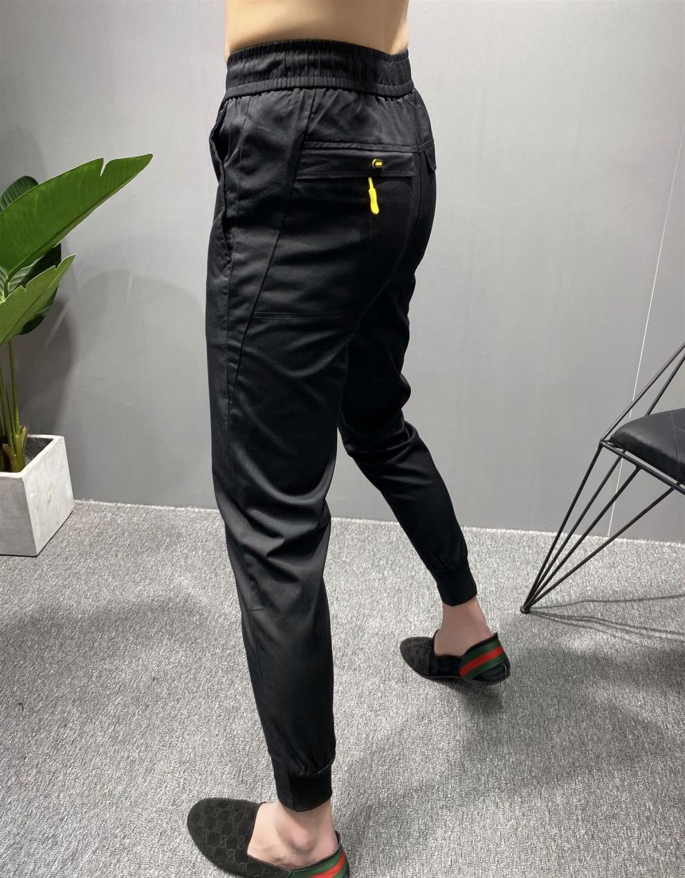 穿豆豆鞋搭配的裤子男新款休闲裤潮流百搭网红束脚裤精神小伙修身小脚