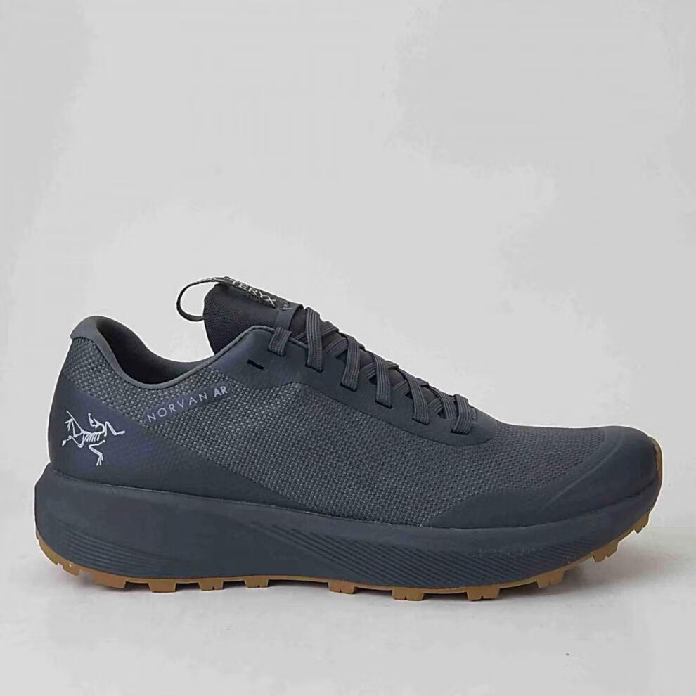 气防滑城市休闲运动鞋旅行鞋始祖鸟旗舰男装女装 灰色 42