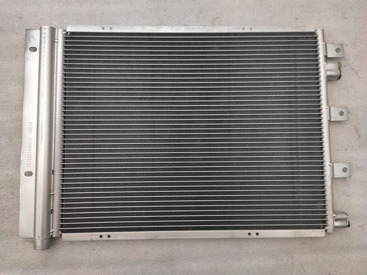 适配陕汽新m3000空调冷凝器散热器散热片铝dz15221845033原厂德龙冷凝