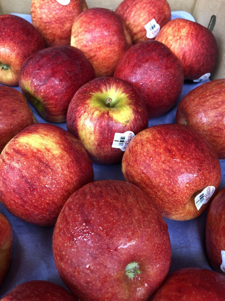 现货爱妃苹果苹果新鲜水果12/24个大果孕妇水果礼盒装新年送礼 24个礼