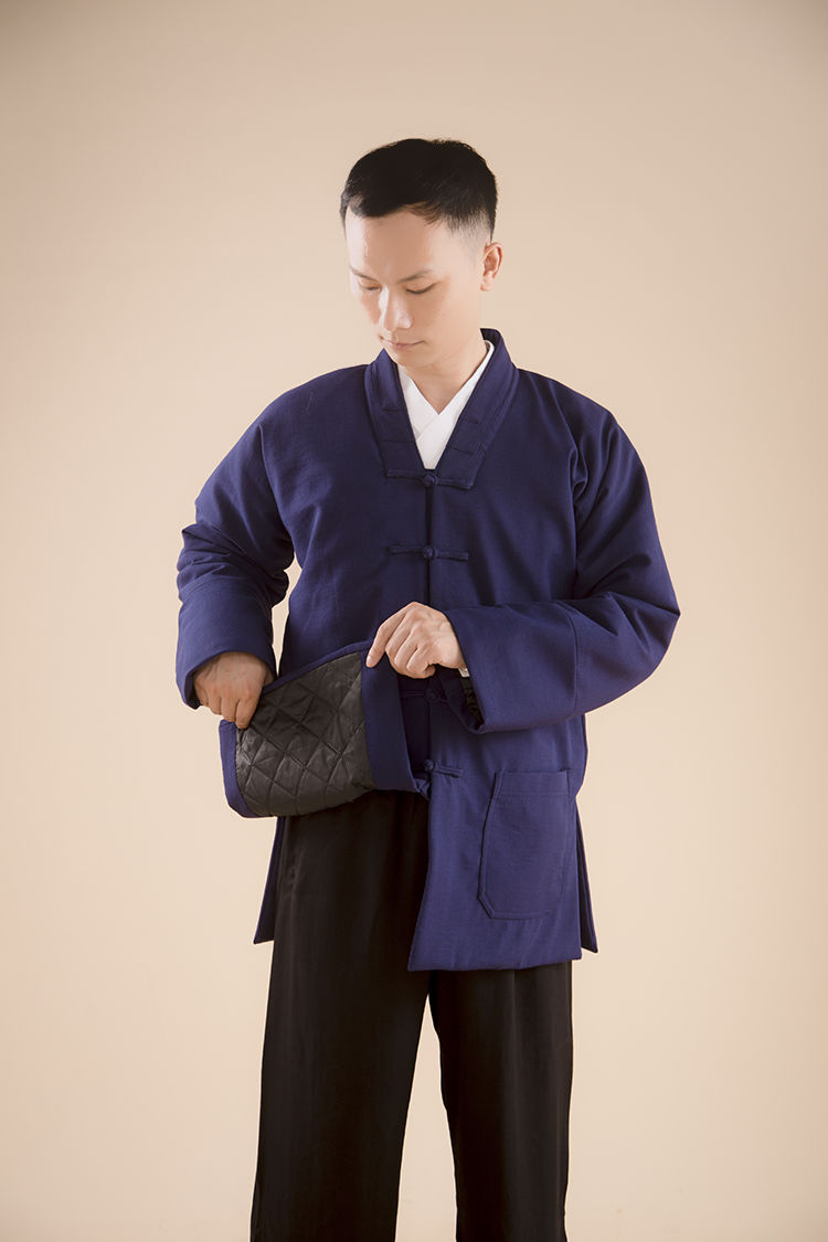 金飒新品武当山标准道士服装太极练功服全套对襟三宝领三清领中褂男女