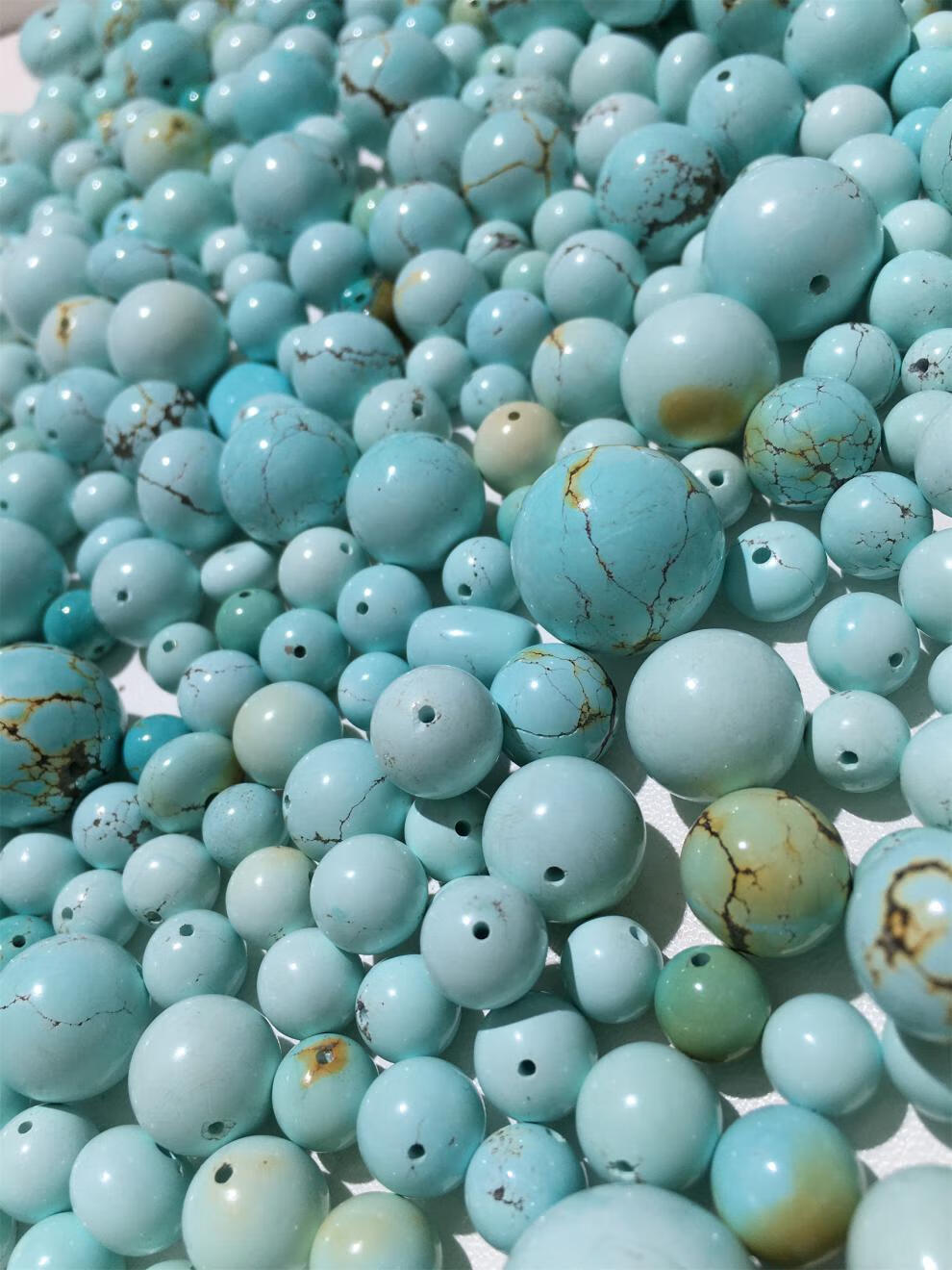 玉恋韵 湖北十堰浅色绿松石小圆珠子秦古白皮果冻料中高瓷度佩戴手套