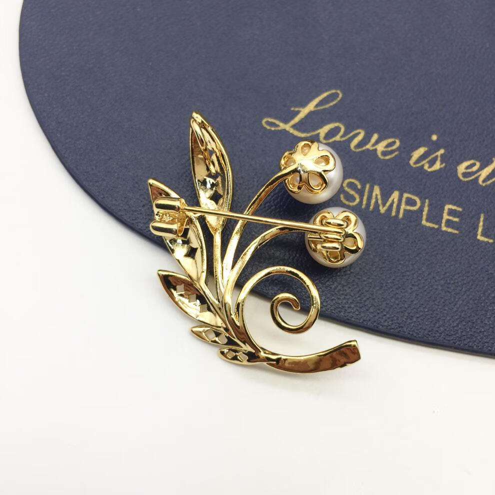 ck施华洛世奇锆小清系多珠淡水珍珠胸花胸针别针防走光丝巾扣 鸢尾花