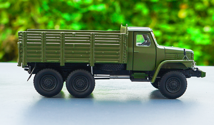老解放卡车模型143原厂二汽东风eq140载货车合金军车静态摆件老款圆灯