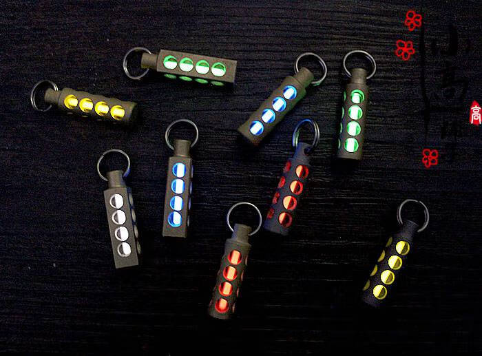 氚气灯项链铜钛合金氚气灯氚管灯edc荧光钥匙扣挂坠信号灯