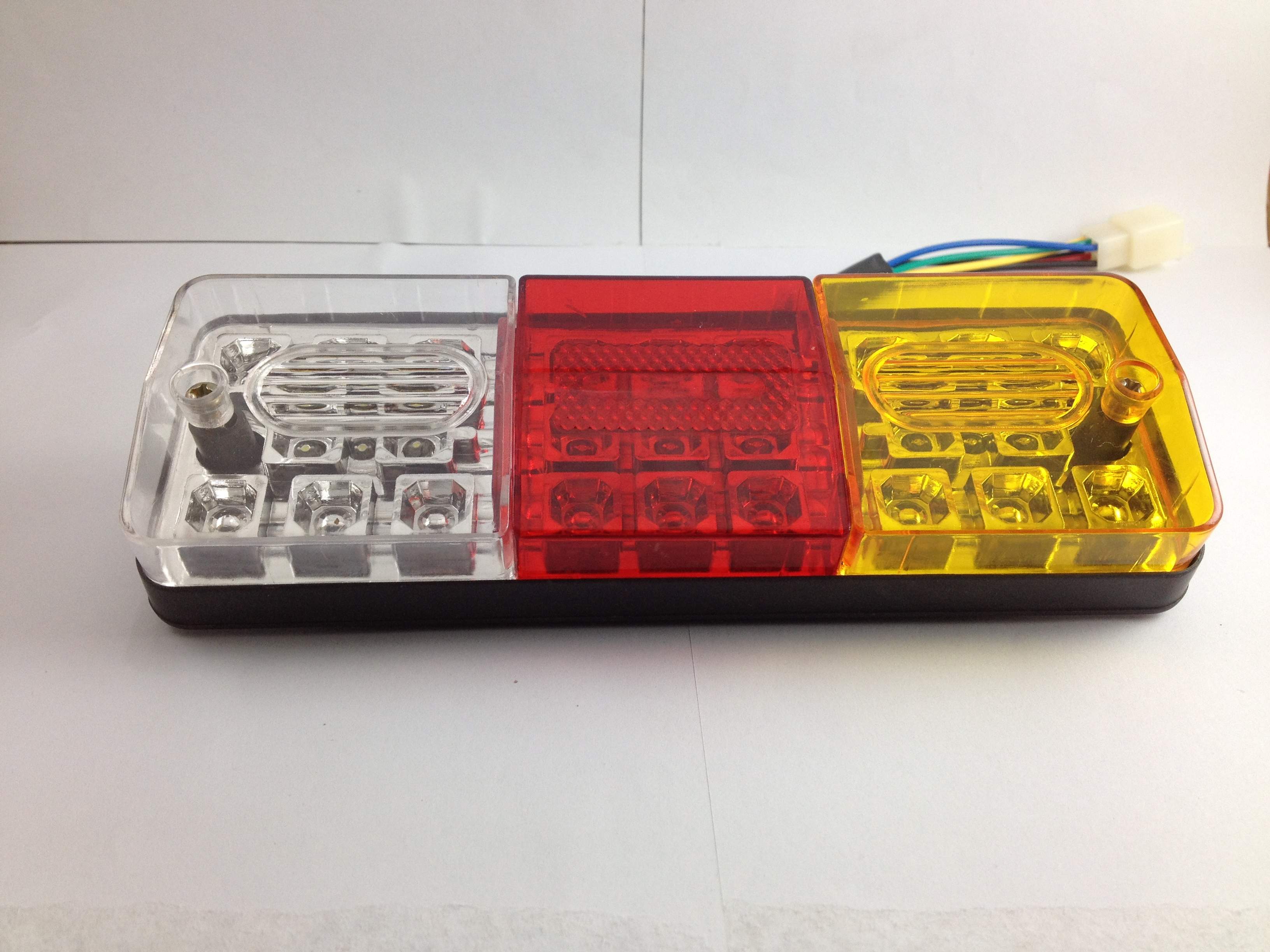 电动三轮车led后尾灯总成通用转向灯刹车灯行车灯倒车灯12v48v60vled