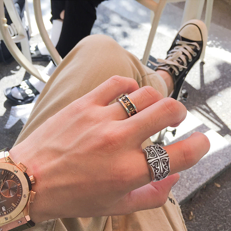 精选好礼嘻哈霸气钛钢潮人戒指男网红罗心摇滚朋克风权志龙复古食指