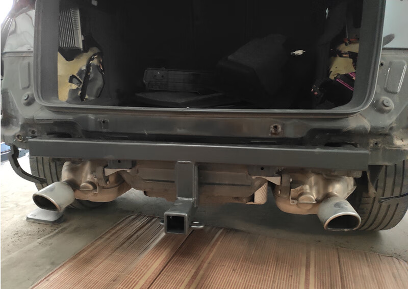 适用于奥迪q5q5lq3拖车钩macan拖车杠改装托架牵引钩流氓虎头钩防撞尾