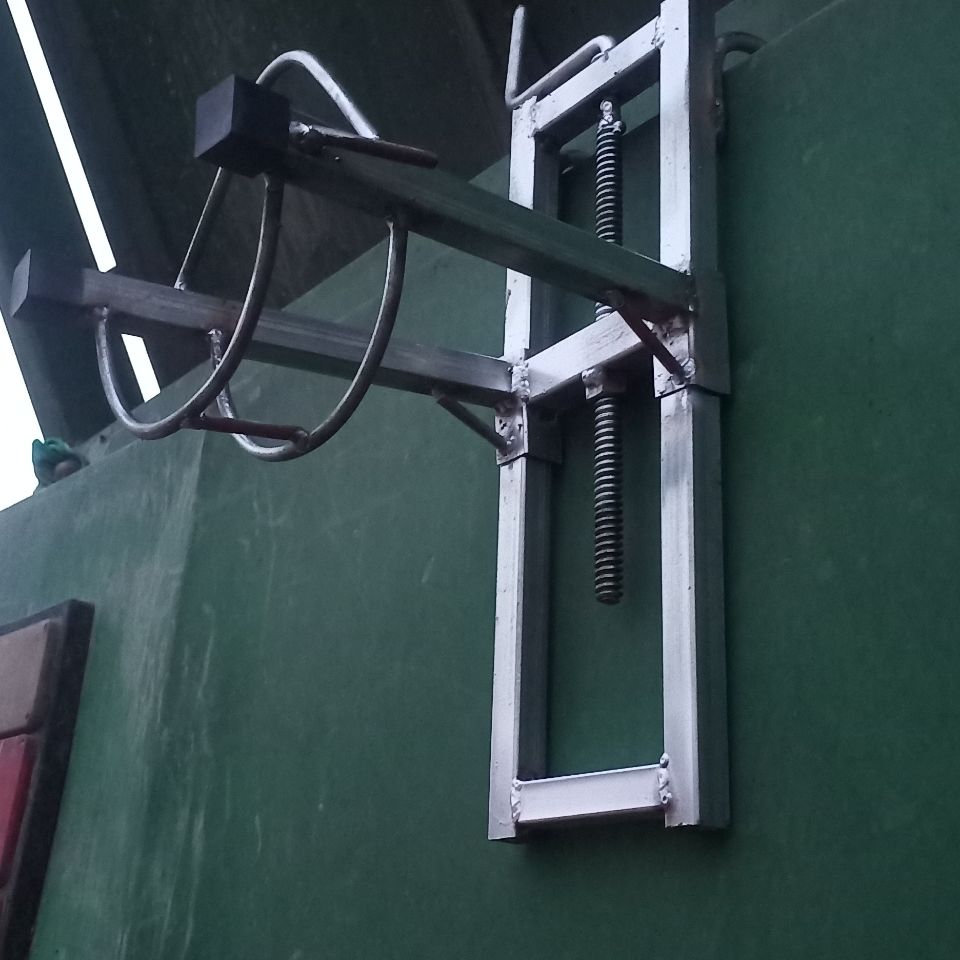 剪羊毛升降羊用固定配种架兽用羊头架羊头器给羊打针的架子定制固定款