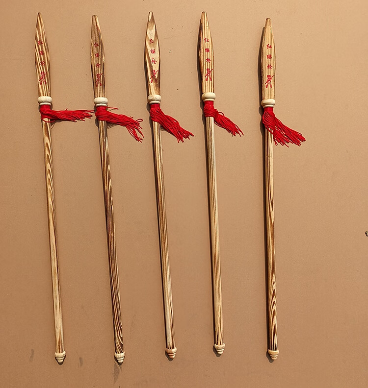 木质红缨枪玩具儿童红缨枪木制长枪道具舞台道具长枪兵器加长安全