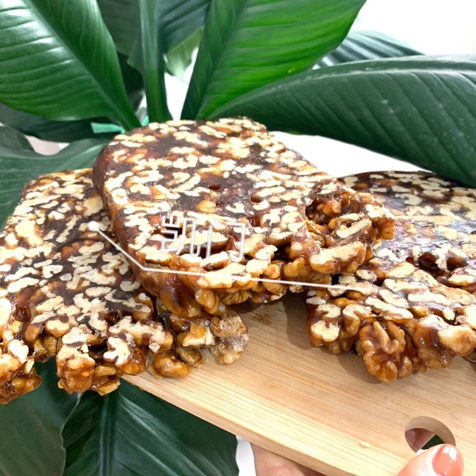 云南大理巍山特产纯手工制作核桃麦芽糖,核桃糖现做现卖散装食品 500