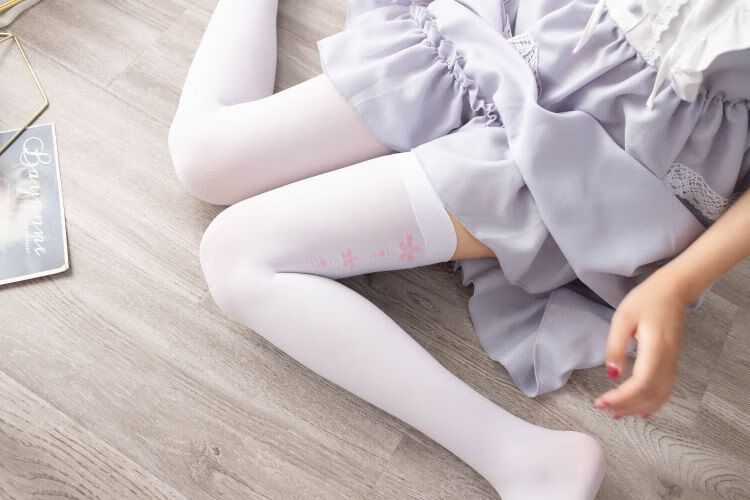 纯白袜子袜萝莉lolita白丝袜及膝过膝长筒中筒白袜子小腿袜猫爪软萌jk