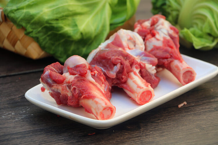 魃鲜 羊骨头带肉羊棒骨多肉羊腿骨3斤6斤9斤12斤包装羊骨羊筒骨现杀