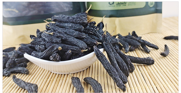 微帆新疆哈密黑色蓝宝石葡萄干无籽黑玫瑰天然晾晒提子248克