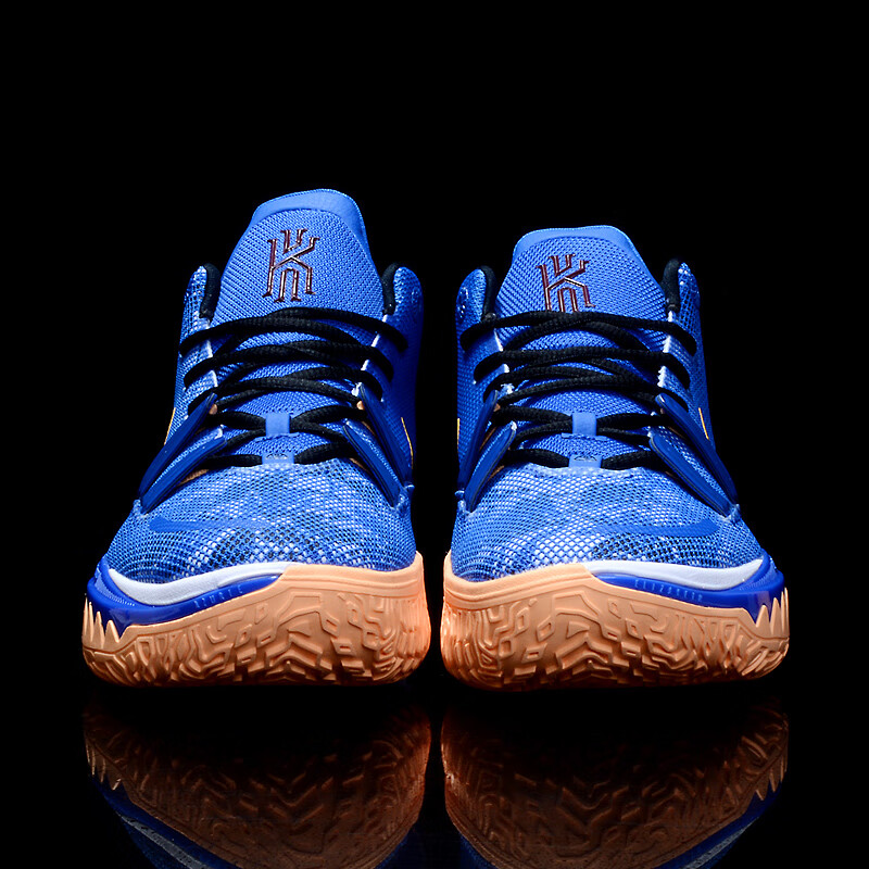 famdbann联名詹·姆斯7代篮球鞋男18鸳鸯17高帮16实战5冬季女运动鞋欧