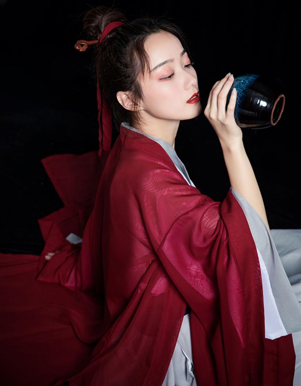 尤克达蒂汉服女侠客中国风原创交领飘逸魏晋风红色齐腰襦裙古装学生