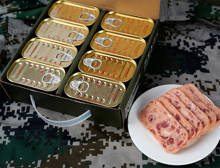 军用午餐肉罐头图片