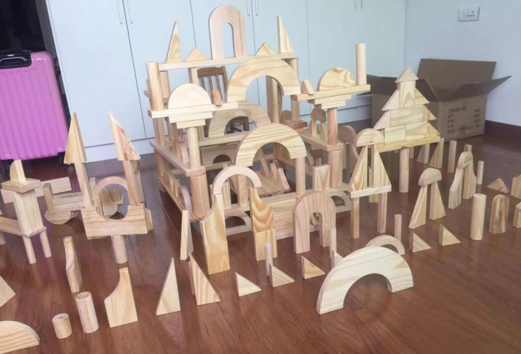 幼儿园建构区超大型积木原木色实心木质大块木制单元拼装搭建玩具 炭