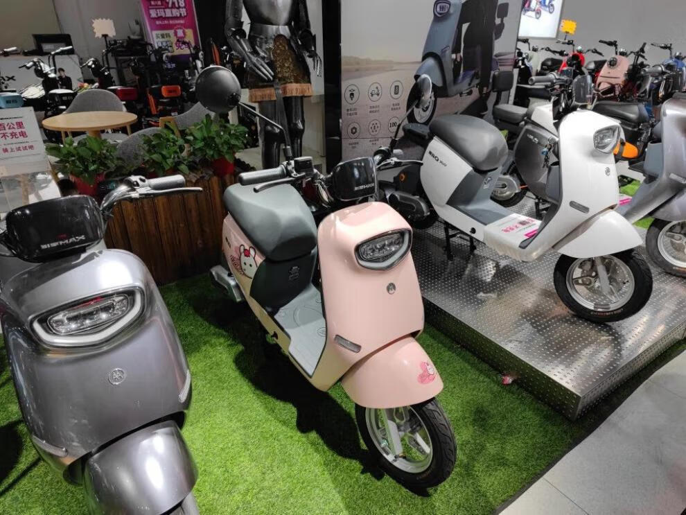 原厂原装爱玛电动车小乔160 电瓶车小爱d350原厂后视镜反光镜8mm通用