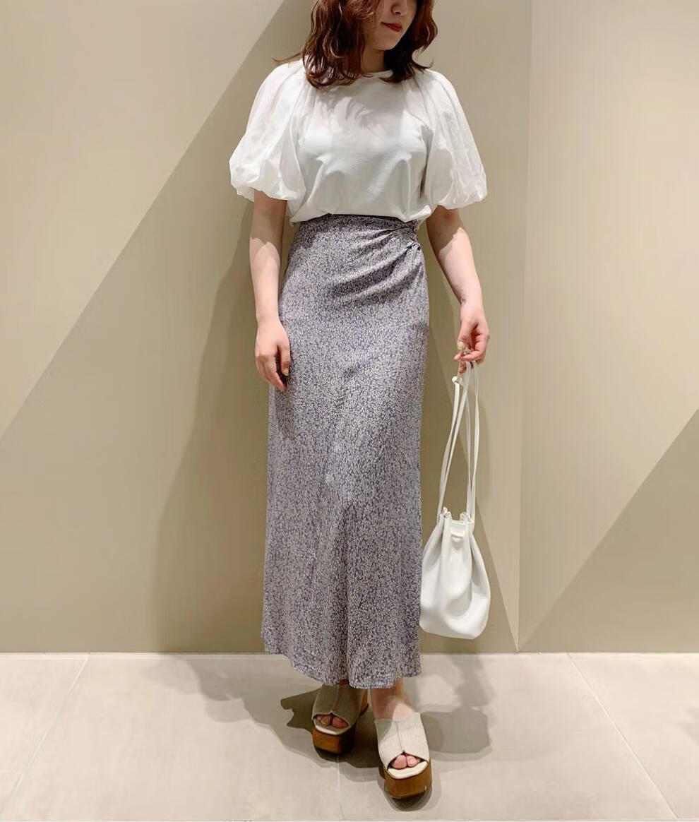 hdyw夏季女装法式浪漫半身裙子弧形裁剪纽扣捏褶腰碎花a字裙长群