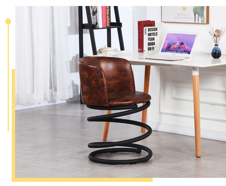 个性弹簧靠背椅家用铁艺接待椅子咖啡厅桌椅组合酒吧椅轻奢吧台椅黄色