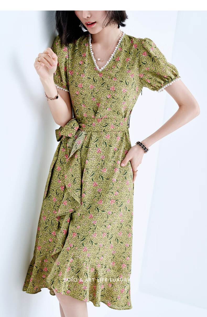 sofa优雅复古碎花连衣裙女2021夏季新款时尚珍珠装饰v领收腰显瘦荷叶