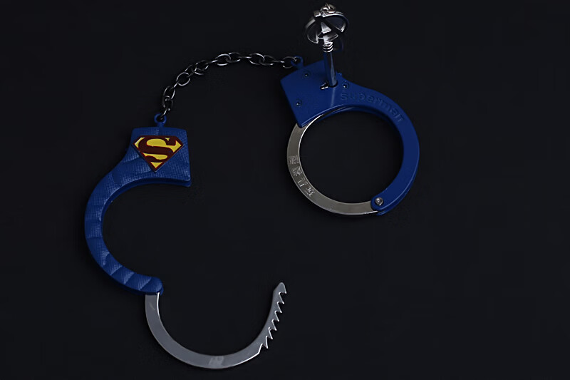 手铐警察角色扮演真 儿童玩具手扣不锈钢加厚绝地求生手铐玩具钥匙