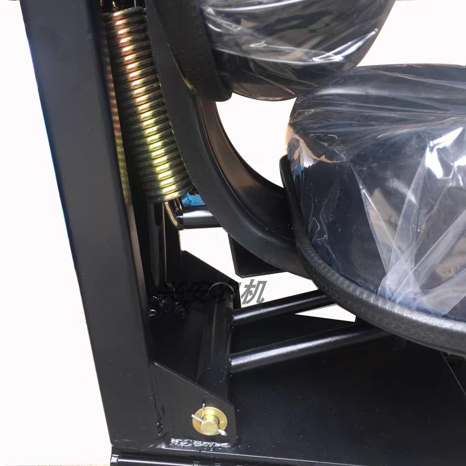 拖拉机座椅悬浮减震农用车福田雷沃东方红迪尔改装座总成农机配件靠背