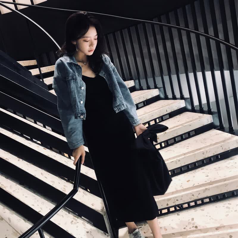 佳昭 吊带连衣裙2021新款夏季小黑裙v领显瘦内搭法式港味赫本轻熟风长